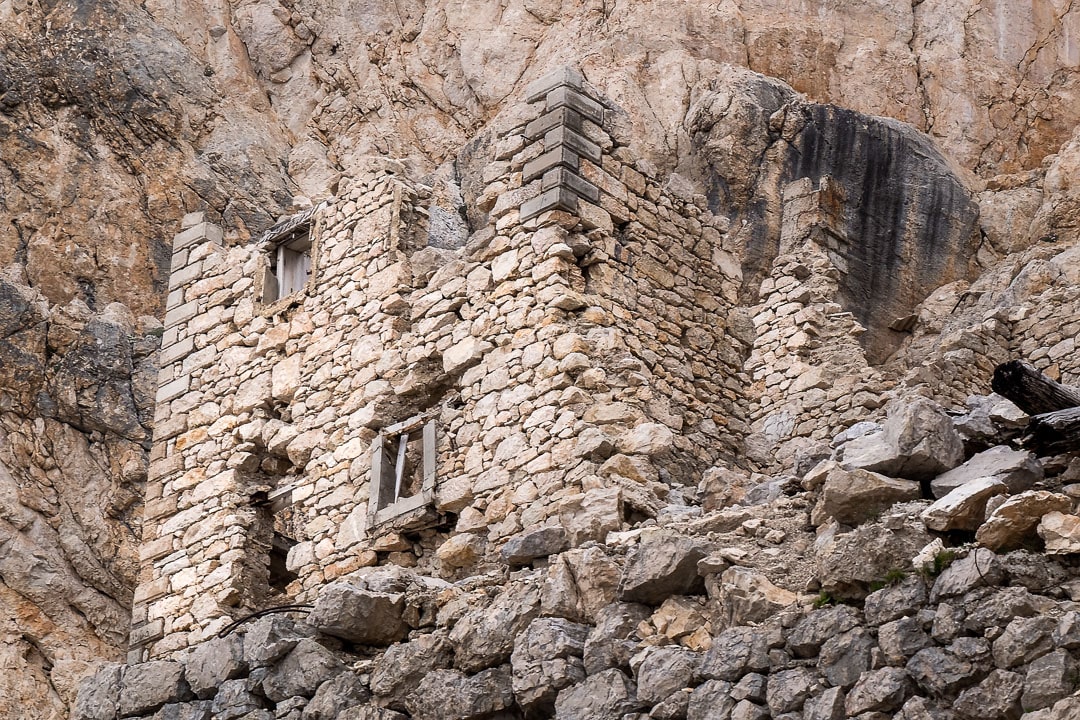 Via-ferrata-Dolomites-eBook-Guide I WorldWar